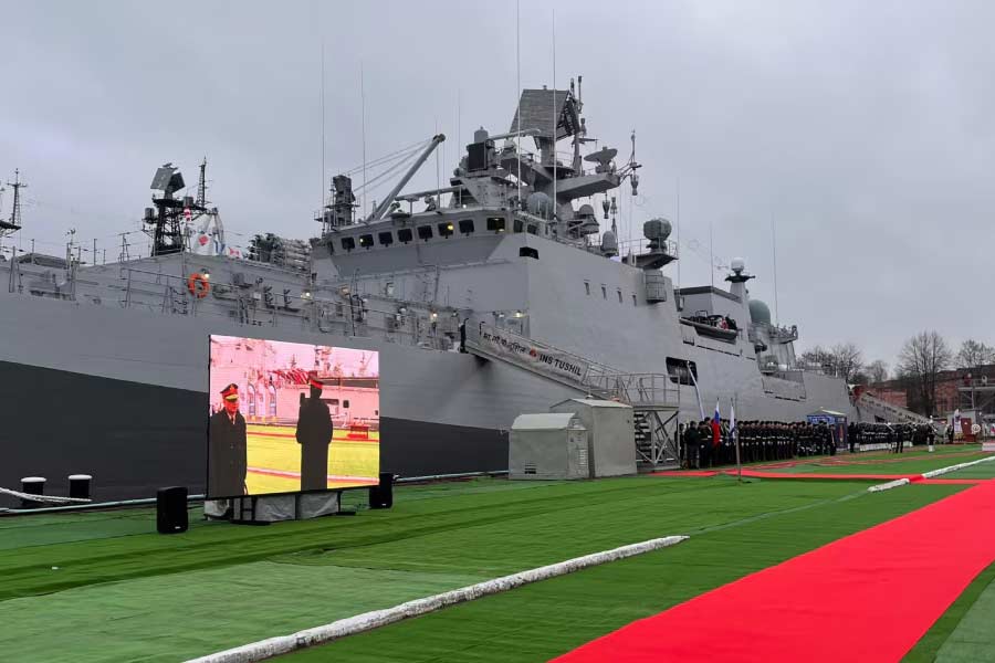 Indian Navy frigate class warship INS Tushil know its fire power