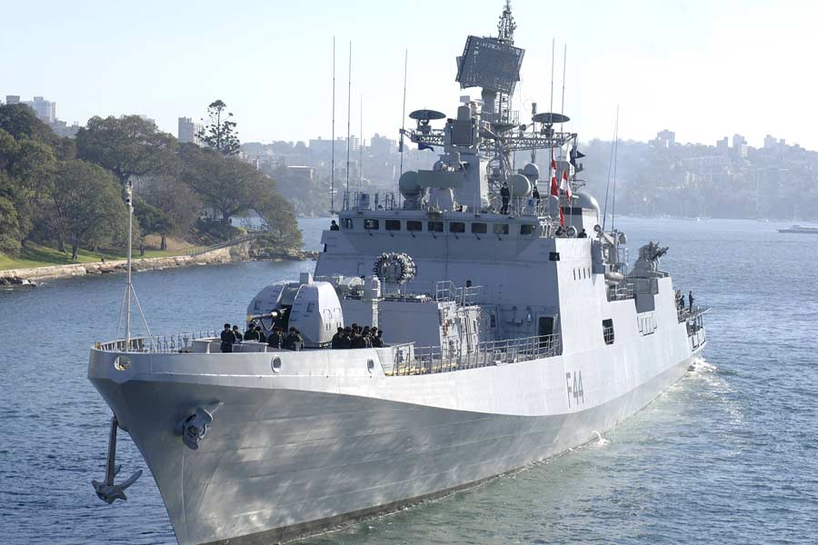 Indian Navy frigate class warship INS Tushil know its fire power