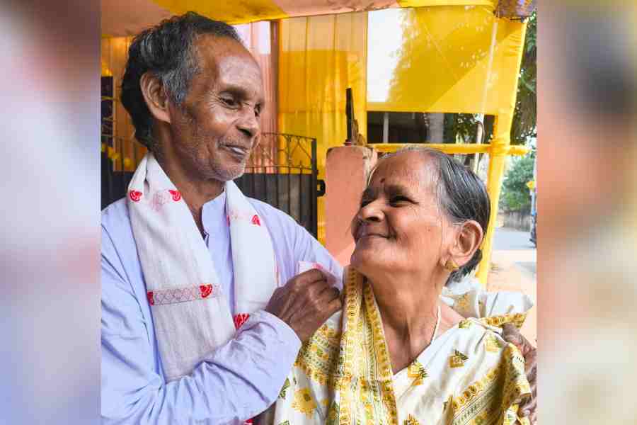 Elderly couple will ties knot in guwahati old age home