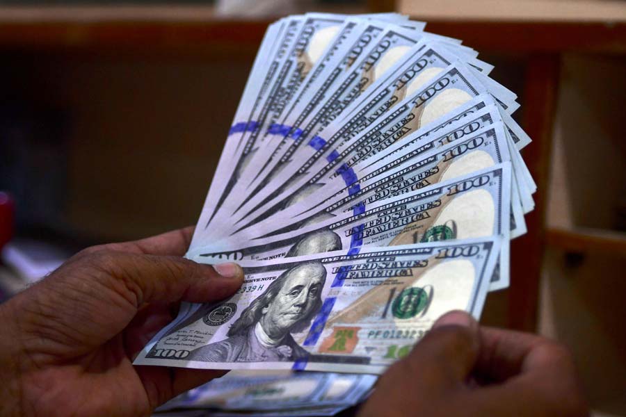 RBI said no de dollarization, why is India accumulating tons of gold