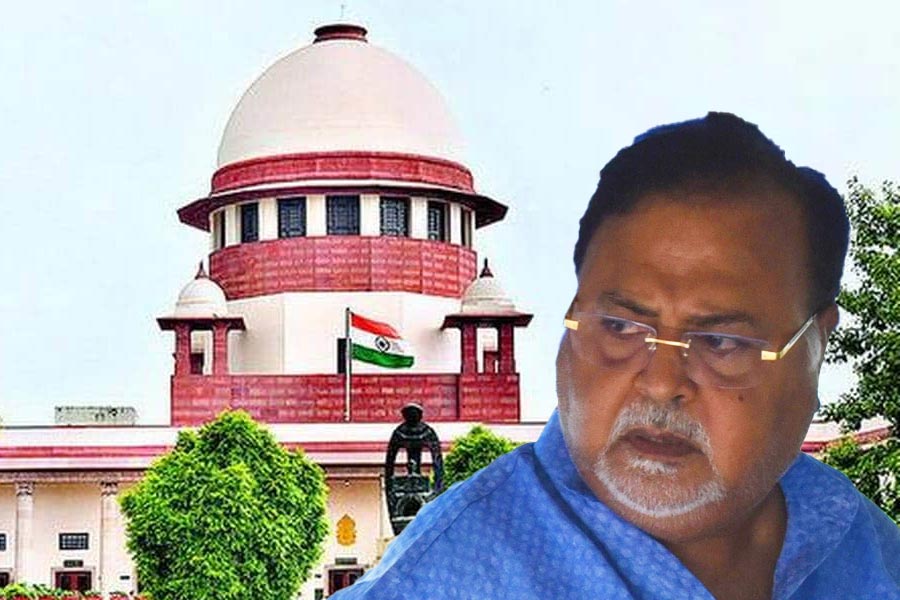 Supreme Court said Partha Chatterjee did not influence or threaten any witness