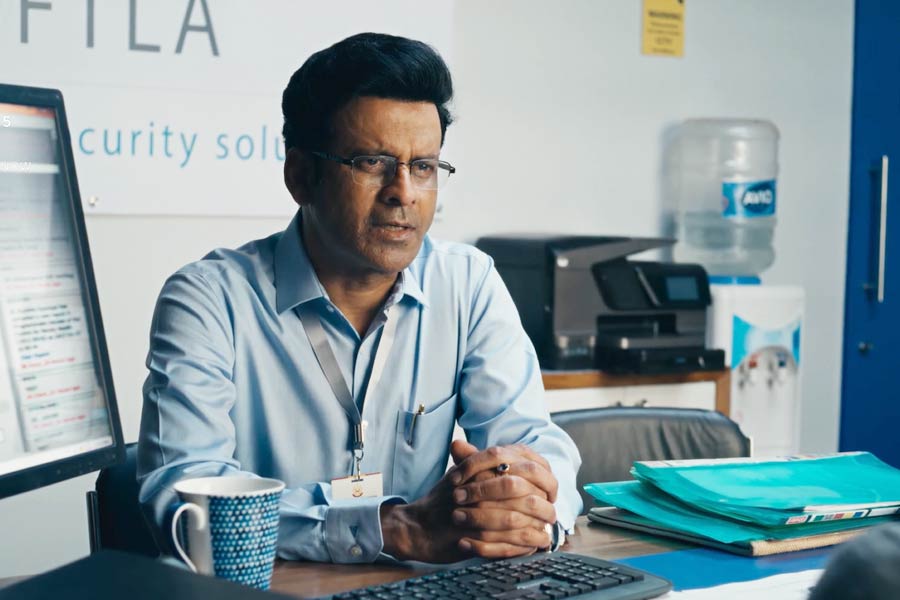 Review of Manoj Bajpayee starer movie Despatch