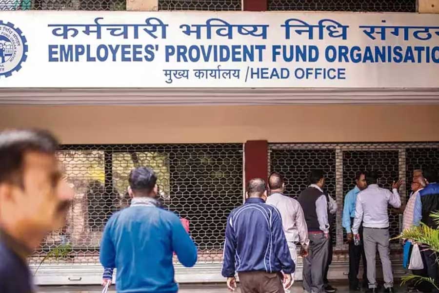 Retirement benefits of EPFO you may get Rs 28 lakh get after 40 years of service know the calculation