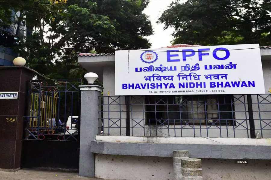 Retirement benefits of EPFO you may get Rs 28 lakh get after 40 years of service know the calculation