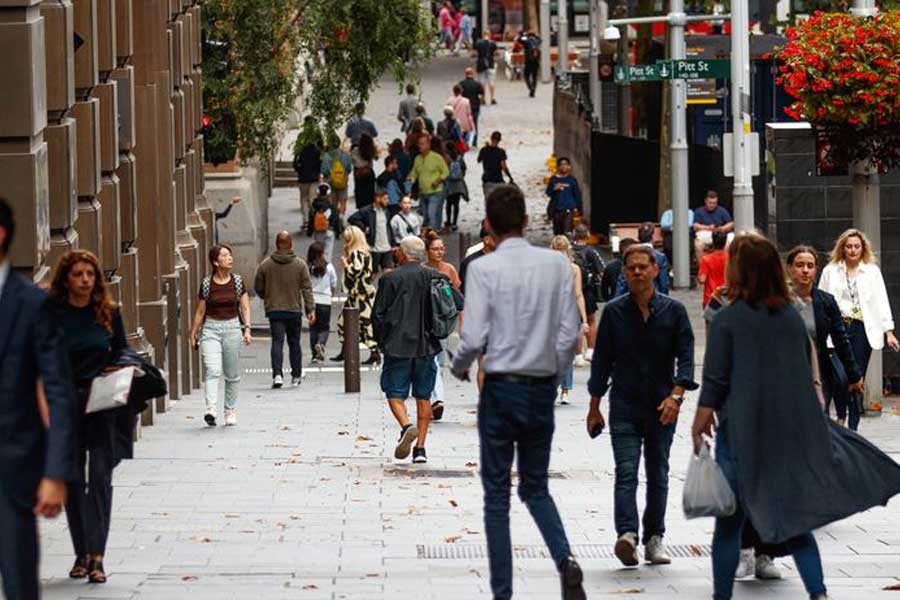 Brain drain problem talented youths are fleeing due to low pay and lack of recognition in Italy