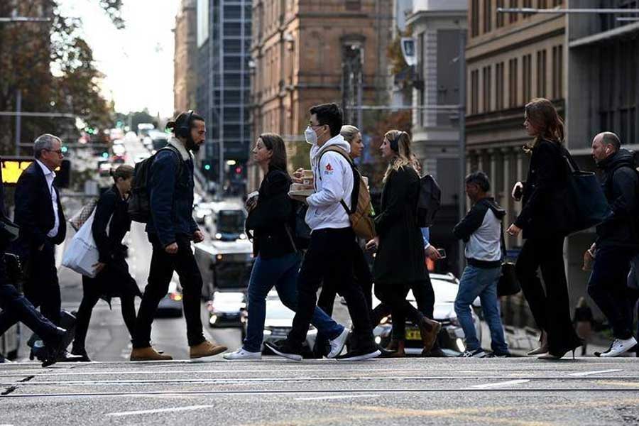 Brain drain problem talented youths are fleeing due to low pay and lack of recognition in Italy