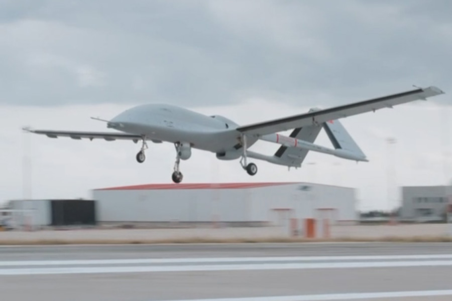 Iran new drone battleship Shahid Bagheri roaming in Persian Gulf know all about it