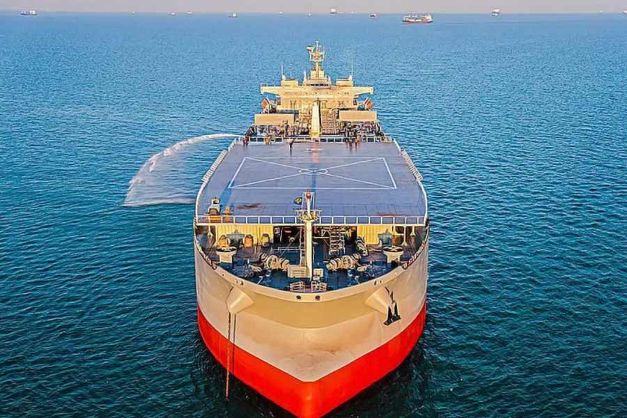 Iran new drone battleship Shahid Bagheri roaming in Persian Gulf know all about it