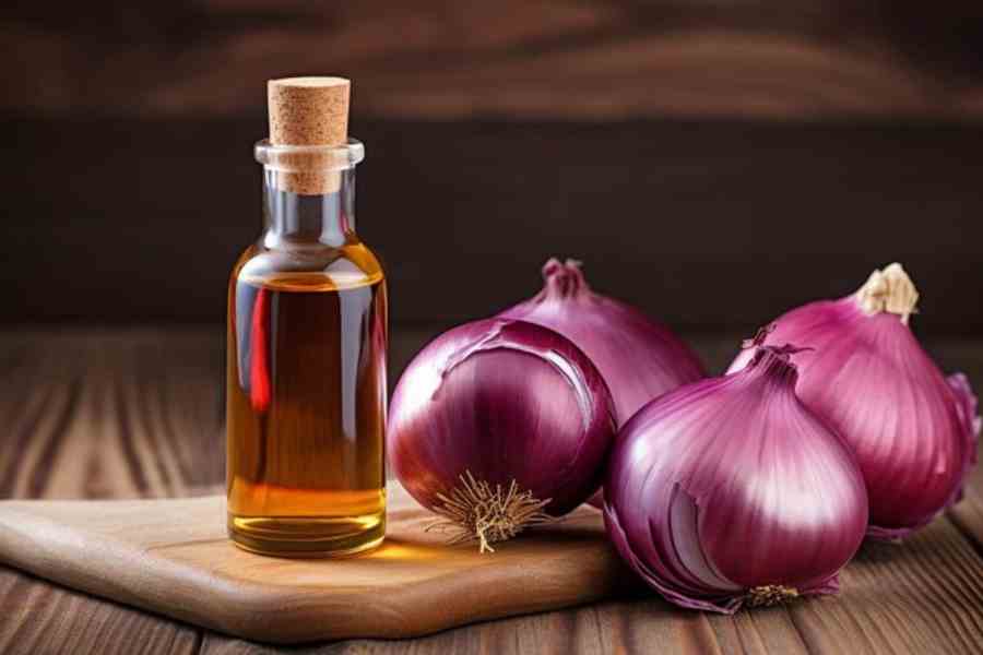 How to make onion hair growth oil at home