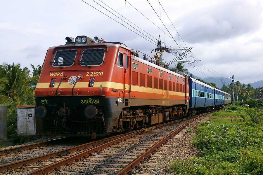 US firms pay 300 percent penalty to avoid prosecution amid bribing Indian high officials for business contract 