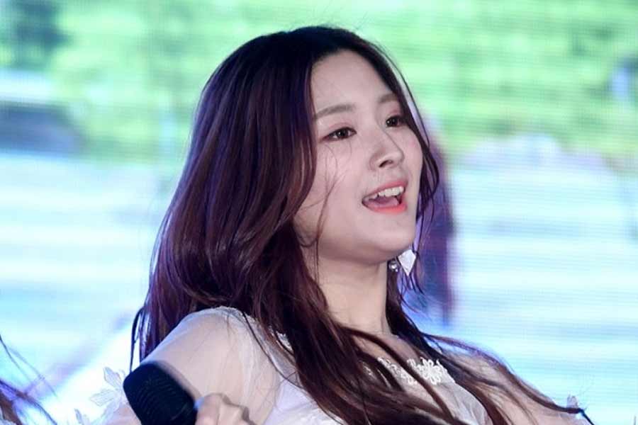 Korean pop idol Seung-ha began working as an adult movie actress 