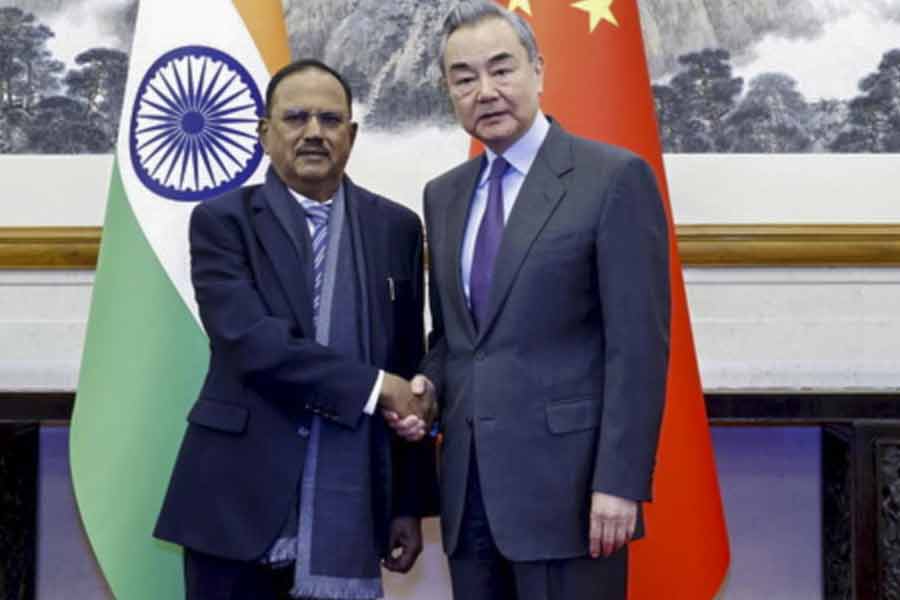 National Security Advisor Ajit Doval and Chinese Foreign Minister Wang Yi meet after 5 years, discuss measures for peace at LAC dgtl