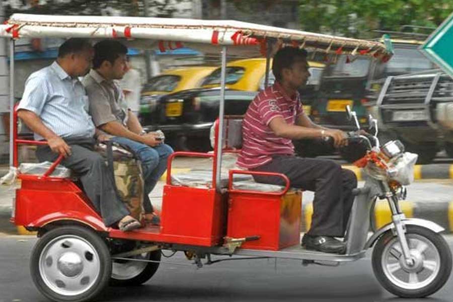 West Bengal Transport Department is making the license mandatory for Toto drivers dgtl