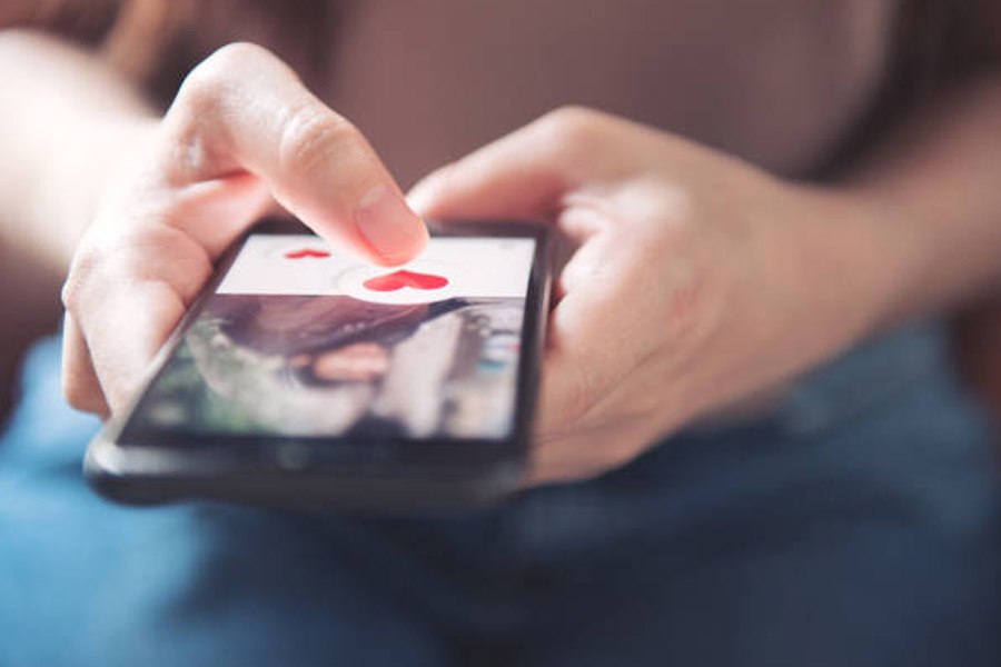 China woman hired actors to act as her family members, scams 55 lakh rupees from blind date