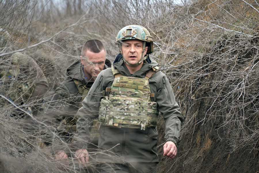 চলতি সপ্তাহে ইউরোপ প্রতিরক্ষা শিল্প সম্মেলনে অস্ত্রটি প্রকাশ্যে এনেছে ইউক্রেন। সেই অস্ত্র দেখে তাক লেগেছে অস্ত্রের বড় বড় কারবারিদের।