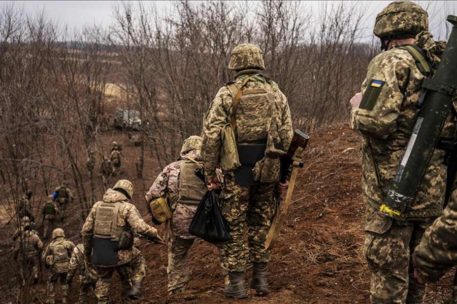 ‘ট্রাইজুব’ একটি লেজ়ারভিত্তিক আকাশ প্রতিরক্ষা ব্যবস্থা। এই ধরনের আকাশ প্রতিরক্ষা ব্যবস্থা ড্রোন, রকেট এবং মর্টারের মতো উড়ে আসা অস্ত্র শনাক্ত এবং ধ্বংস করতে পারদর্শী।