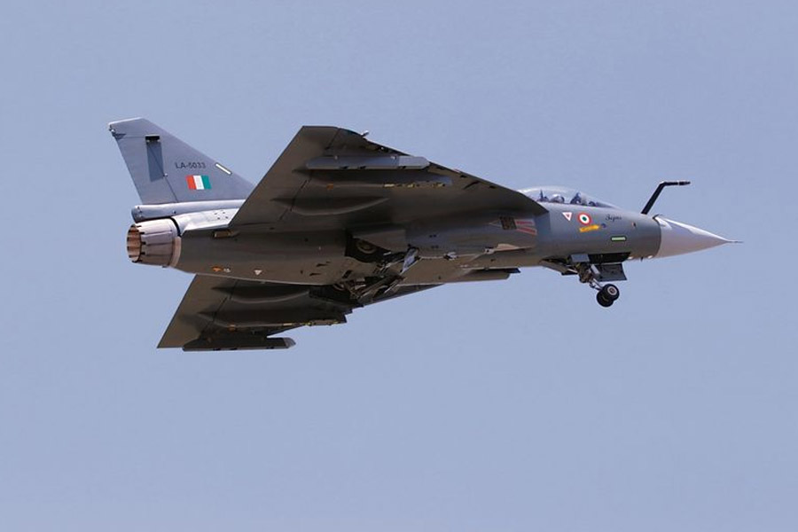 F 35 Lighting II Vs Su 57 Felon which strategic factors played key role in acquiring US or Russian fifth generation fighter jet for Indian Air Force 