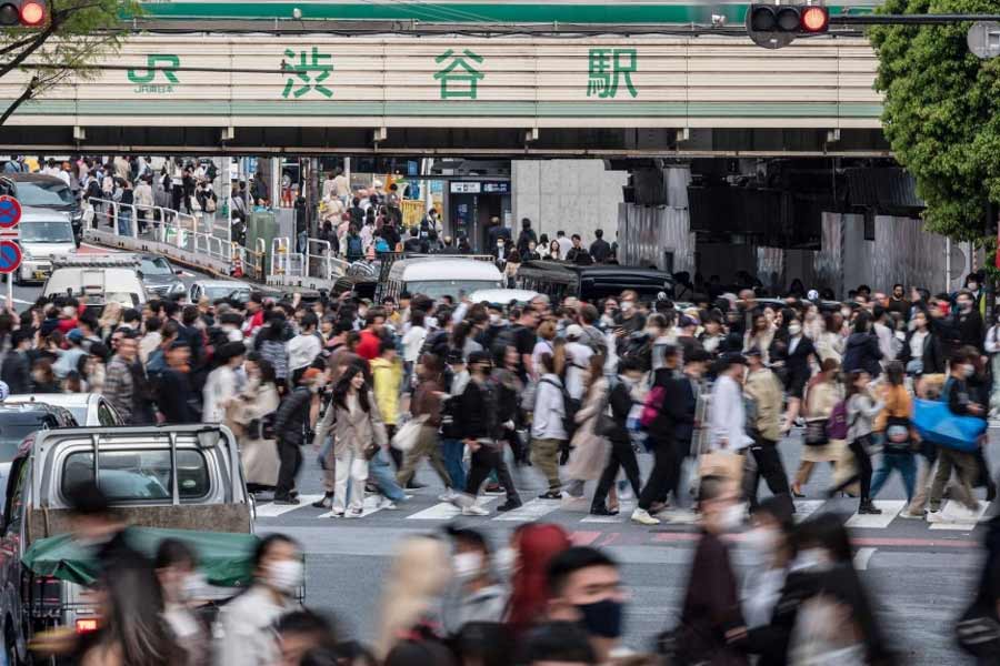 Four days work week is going to introduce from April 2025 to improve fertility rate in Tokyo Japan