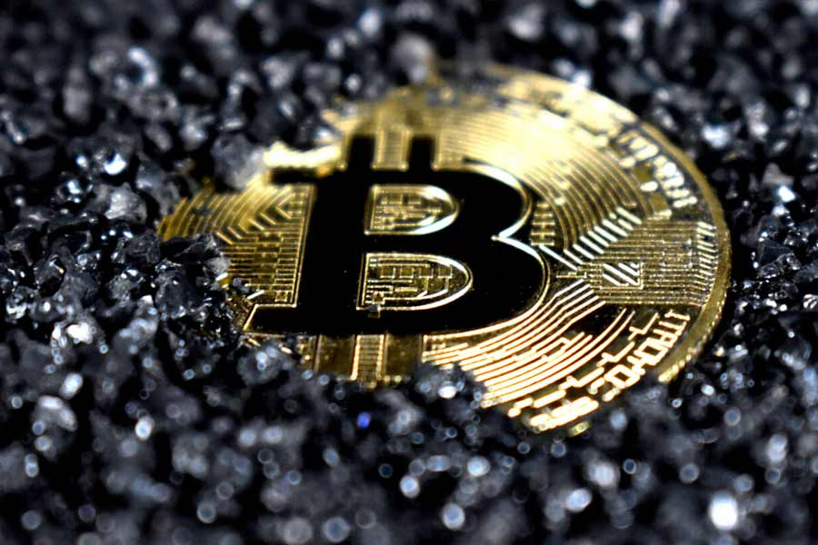 Bitcoin strategic reserve may create by new US President Donald Trump know the benefits 