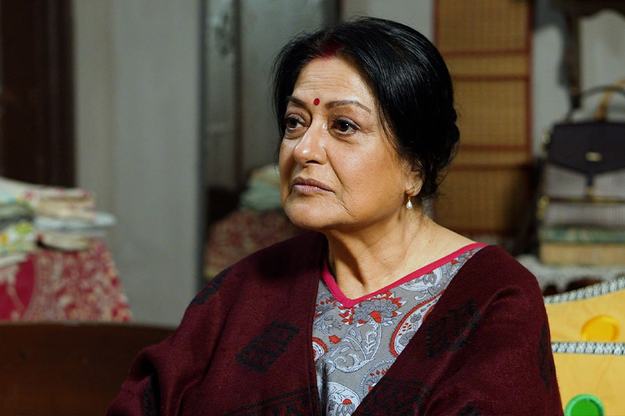 Moushumi Chatterjee Exclusive Interview On Anandabazar Online, Shares Opinion About Amitabh Bachchan, Rajesh Khanna dgtl