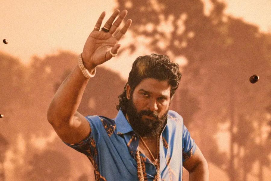 Bollywood actors who dubbed for south Indian actors 