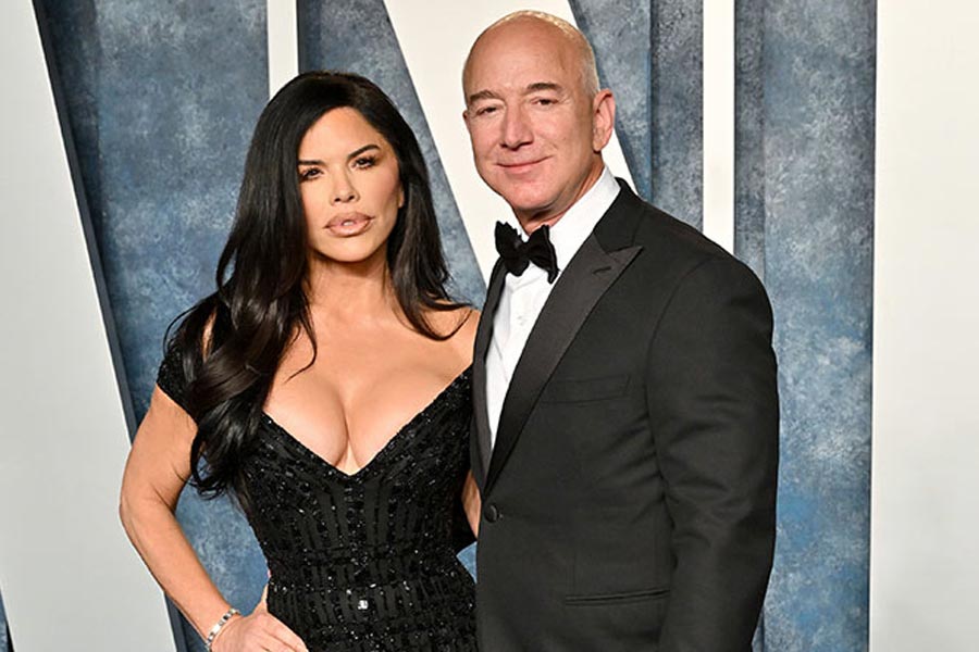 Jeff Bezos and Lauren Sánchez