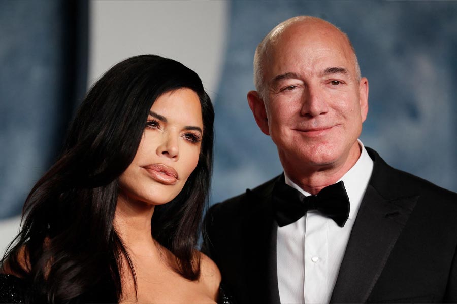 Jeff Bezos and Lauren Sánchez