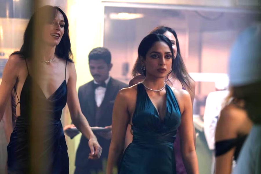 Meet Bollywood actress Sobhita Dhulipala who made debut with Vicky Kaushal, second wife of renowned south indian actor 