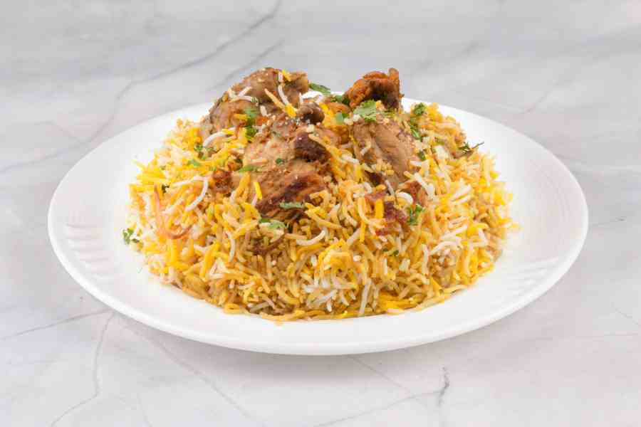 আমিনিয়ার মটন বিরিয়ানি।