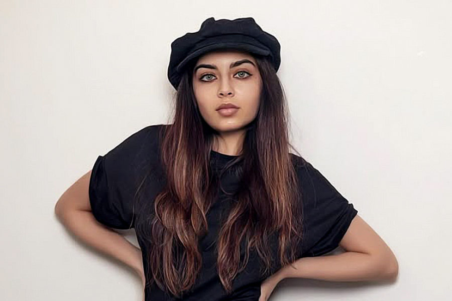 All need to know about Zara Dar, who left phd to become onlyfans model