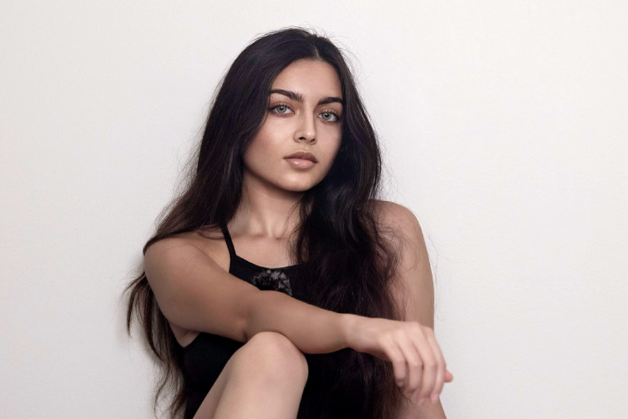 All need to know about Zara Dar, who left phd to become onlyfans model