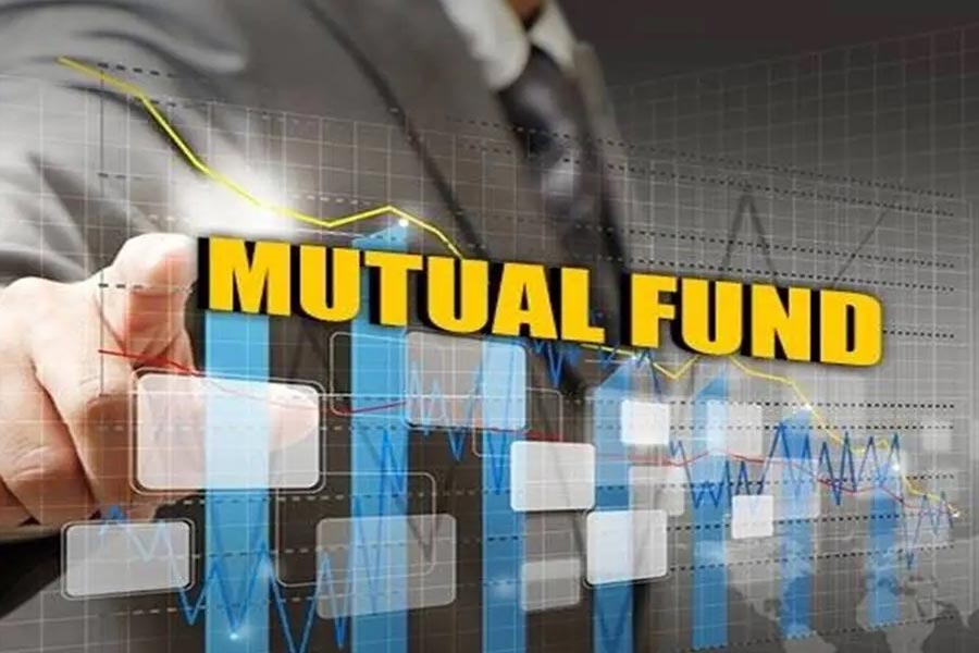 Mutual Fund sahi hai ads by AMFI allegedly misleading PIL filed in Bombay High Court 