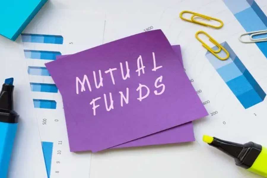 Mutual Fund sahi hai ads by AMFI allegedly misleading PIL filed in Bombay High Court 