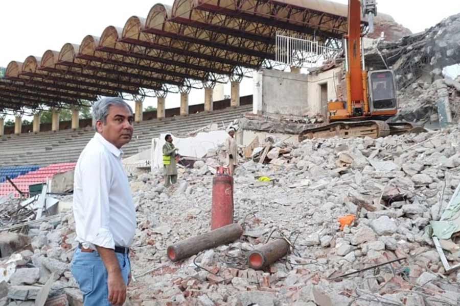 Lahore Stadium construction