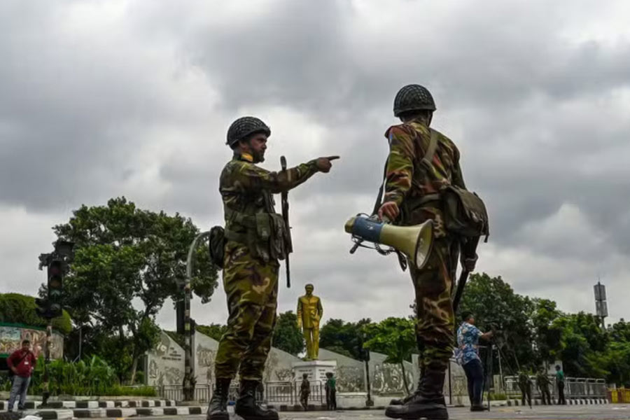 Bangladesh invites Pakistan Army for training after 53 years of 1971 war a big concern for India 