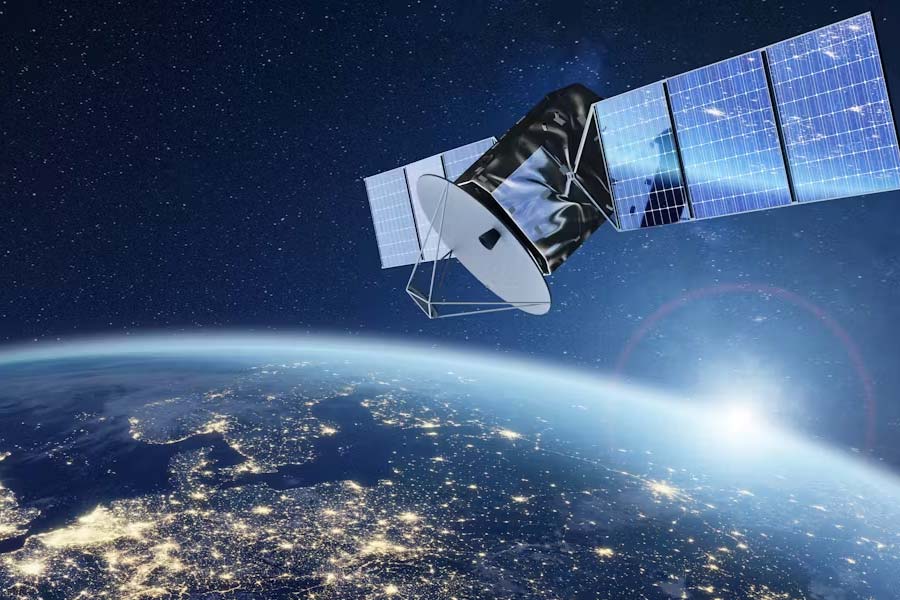 ISRO SpaDeX Mission two satellites will be docked in Space by India 