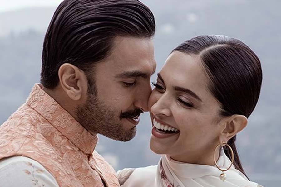 Actors who become mothers in 2024 including Koel Mallick, Deepika Padukone, Anushka Sharma, Pori moni, Yami Gautam, Richa Chadha, Natasha Dalal, Radhika Apte, Sreemoyee Chattoraj