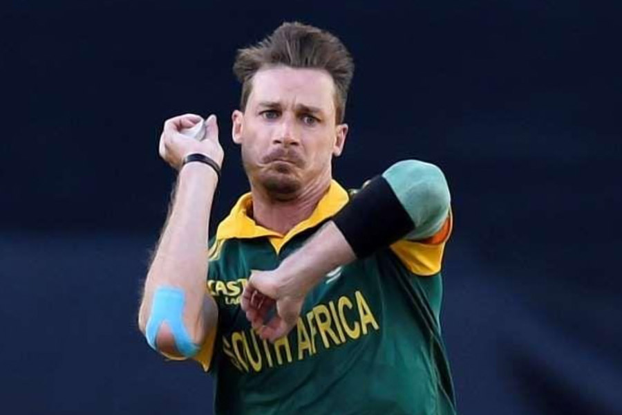 List of Number one test bowlers according to ICC over the last 15 years 