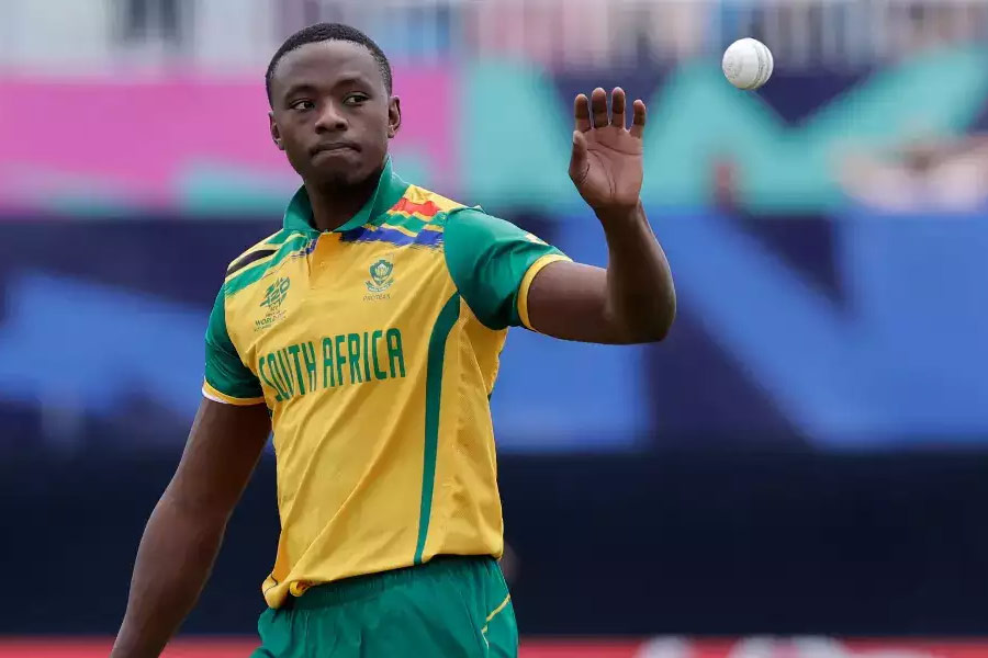 List of Number one test bowlers according to ICC over the last 15 years 