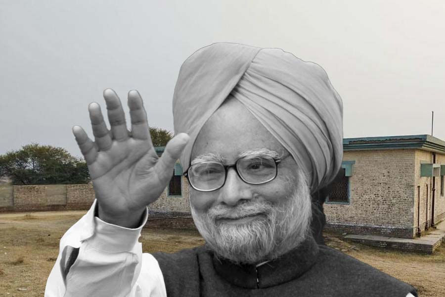 Pakistan Foreign Minister mourns Manmohan Singh’s death as the village Gah is also mourning dgtl