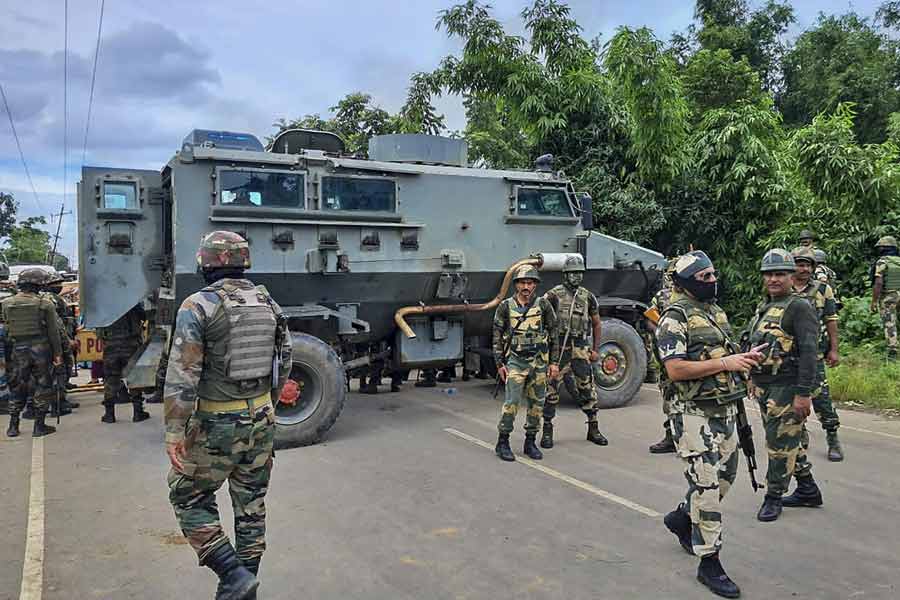 মণিপুরে নিরাপত্তা বাহিনীর তৎপরতা।