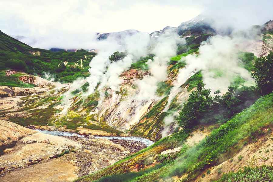 All need to know about Mystery of valley of death in Kamchatka Peninsula in Russia 
