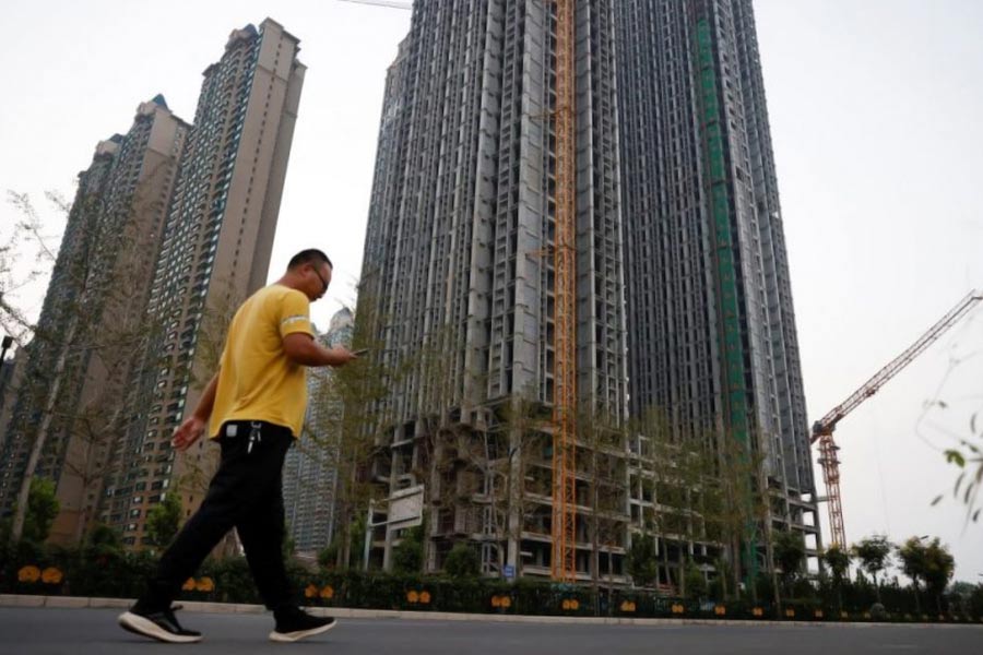 All need to know about current situation of China Economy and current fall in real estate business 