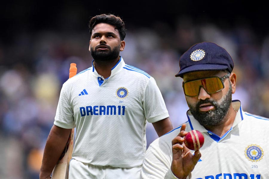 picture of Rishabh Pant and Rohit Sharma