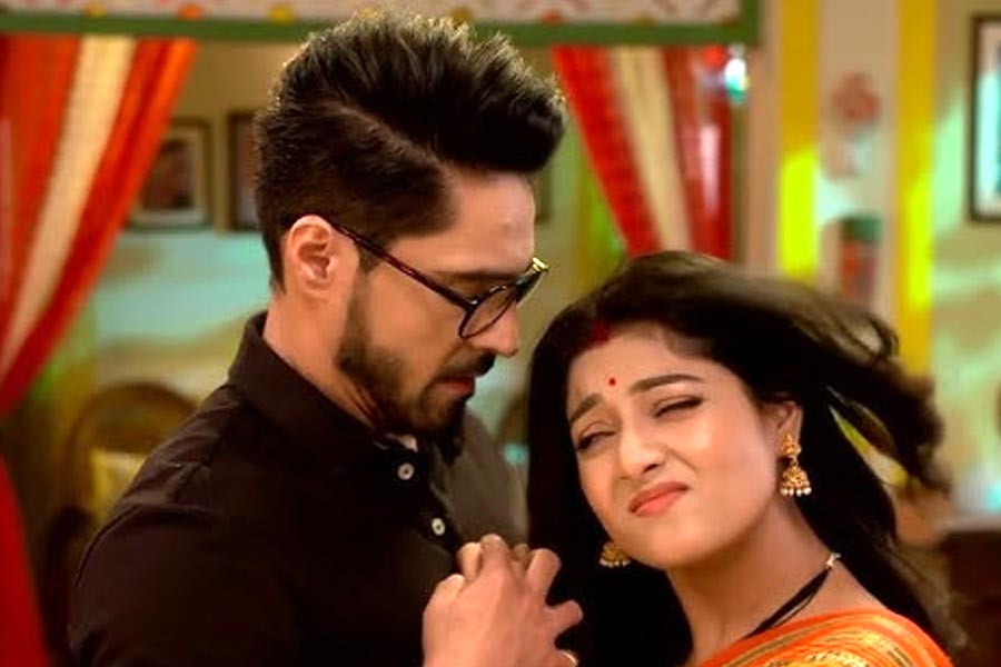 five best actors of television and they have become the talk of the town