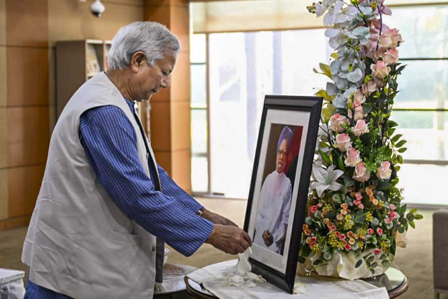 Muhammad Yunus, Chief Adviser of Bangladesh interim government pays tributes to late Manmohan Singh at Indian High Commission in Dhaka