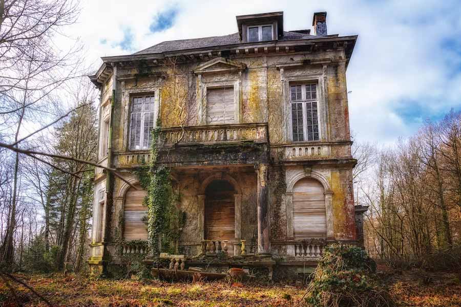 ১৮২৫ সালে উত্তরাখণ্ডে মুসৌরির প্রতিষ্ঠাতা হিসাবে জনপ্রিয় হয়ে ওঠেন ফ্রেডেরিক। সেখানে চা এবং আলুর চাষ শুরুর পরিকল্পনা ছিল তাঁরই।