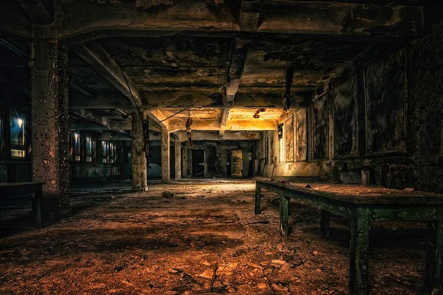 বছরের পর বছর মুসৌরিতে থাকার ফলে সেখানকার সংস্কৃতি আপন করে নেন ফ্রেডেরিক। তবে বর্তমানে উত্তরাখণ্ডের ‘ভূতুড়ে’ জায়গাগুলির মধ্যে নাম লিখিয়েছে মুল্লিঙ্গর ম্যানসন।