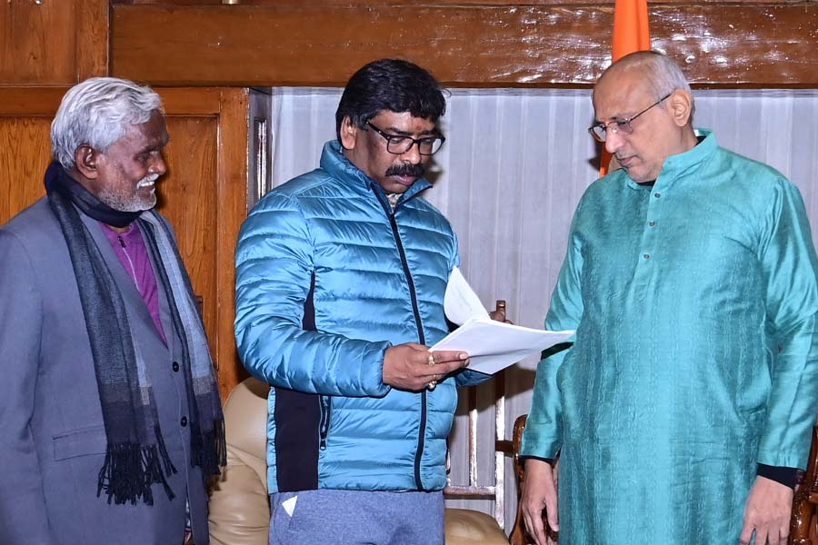 In 23 years 12 Chief Ministers changed in Jharkhand