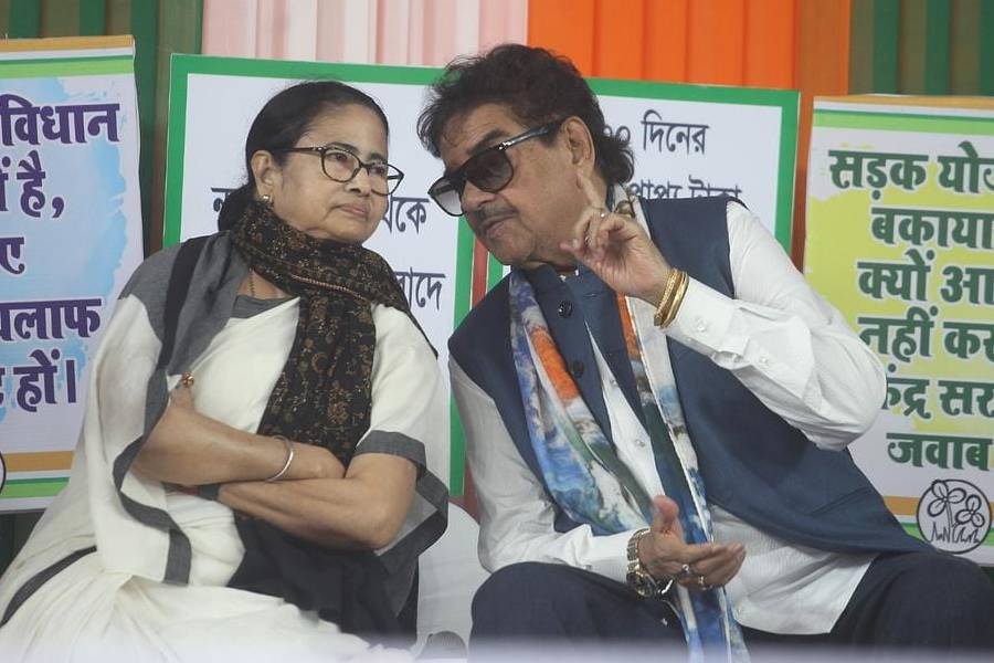 Shatrughan Sinha will be TMC\\\\\\\'s candidate again in Asansol Lok Sabha, Mamata Banerjee told Pachi Burdwan leadership